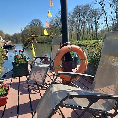 Sur La Somme A Bord De La Peniche Arche De Noe Hotel Pont-Rémy Buitenkant foto